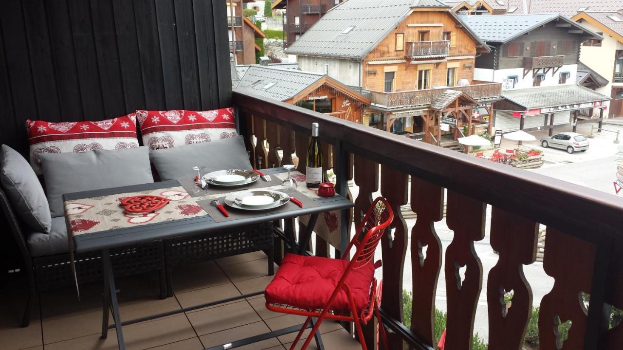 Ferienwohnung Bellevue Centre, Wifi, Mountain View Les Carroz-d'Araches Exterior foto