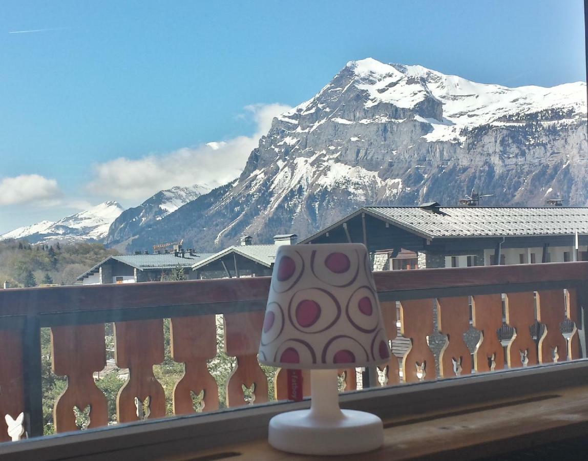 Ferienwohnung Bellevue Centre, Wifi, Mountain View Les Carroz-d'Araches Exterior foto